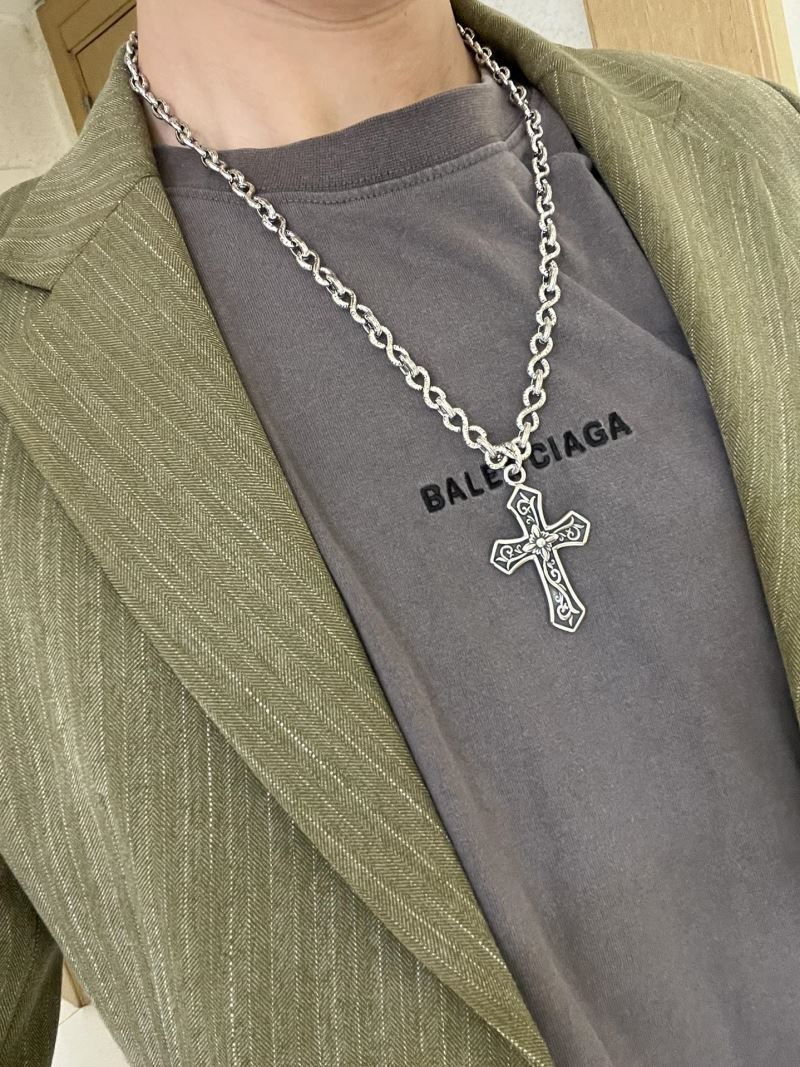 Gucci Necklaces